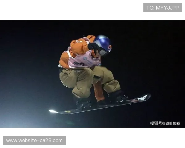 国际雪联大跳台世界杯北京站开幕，布赫霍兹称“雪飞天”设施全球最佳