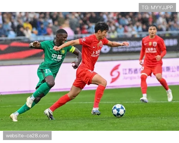 半场战报：北京国安1-0浙江队，主队通过三次成功反击转换获得领先